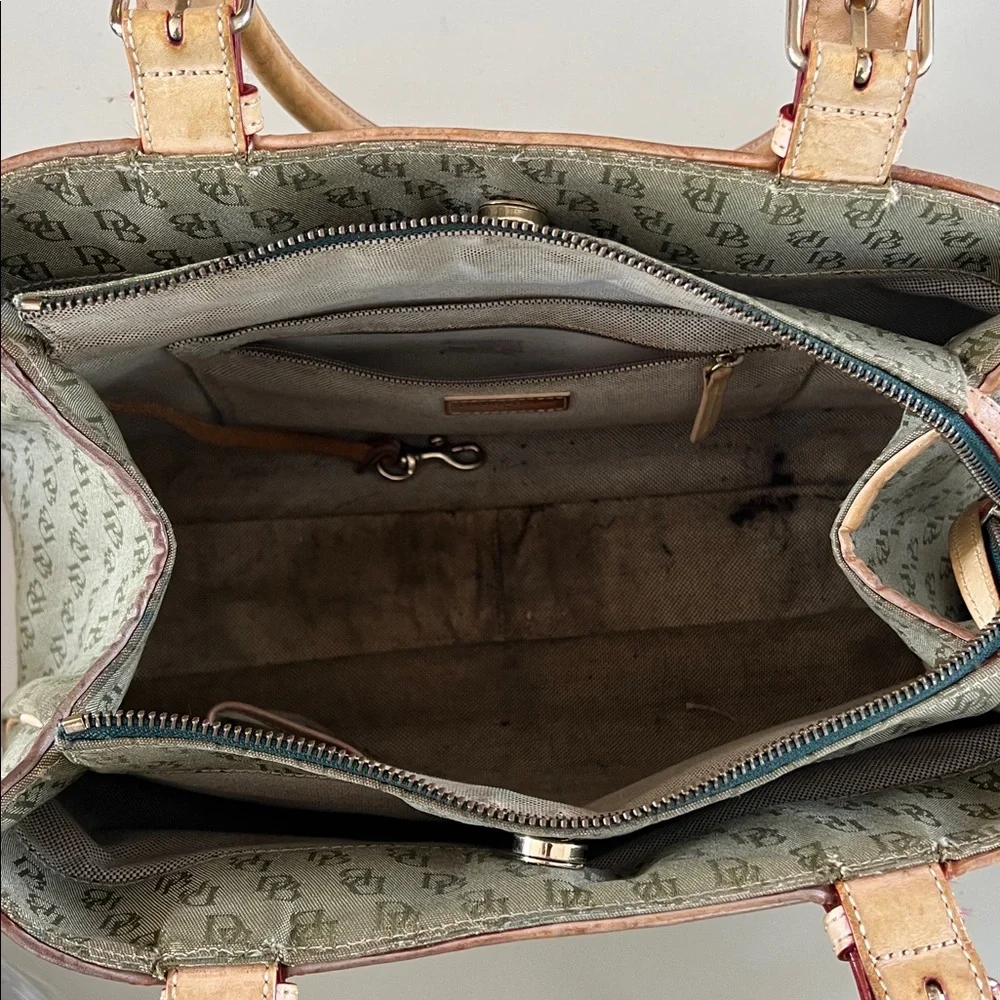 Dooney & Bourke Olive Shoulder Bag ✅ - Picture 12 of 13
